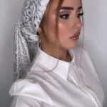 מטפחת לונג פייט מודפס לבנה