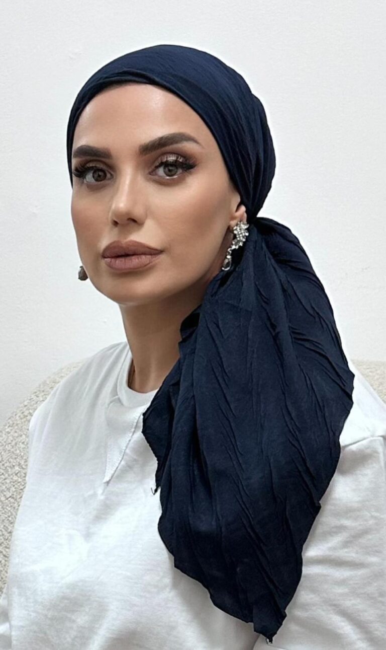 מטפחת מרובעת קיפולים נייבי