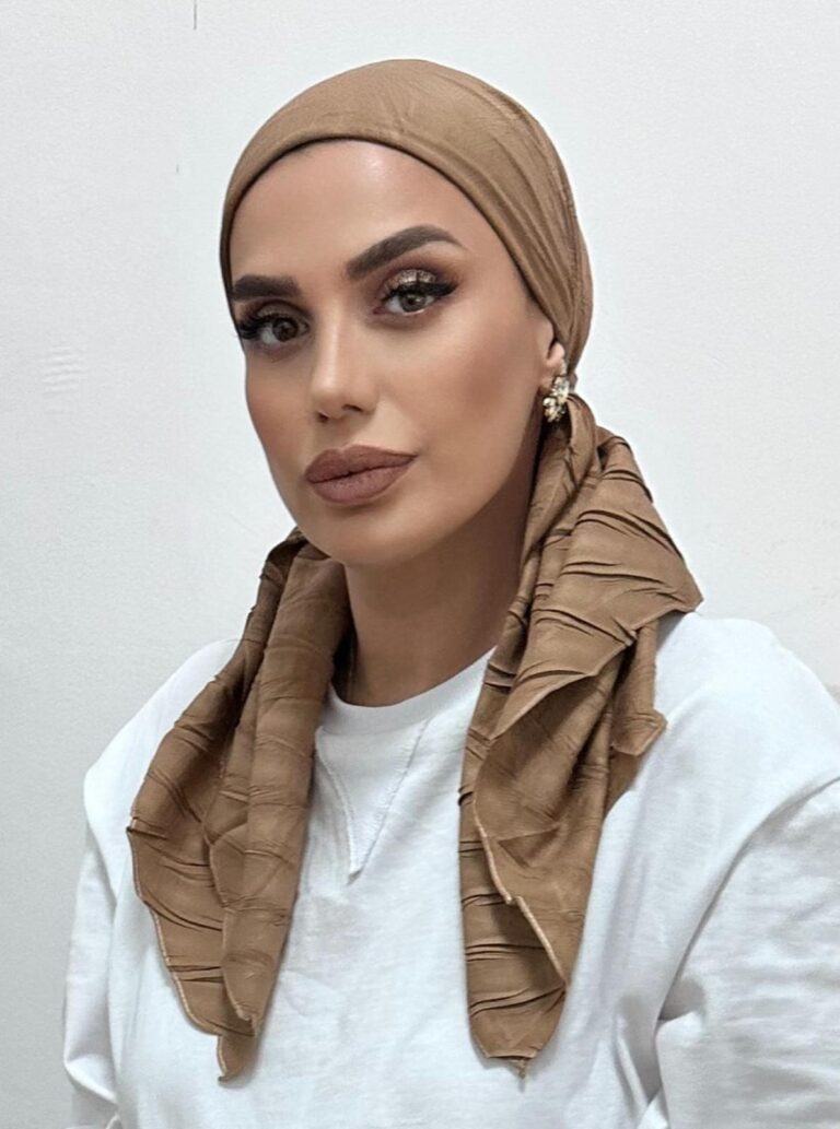 מטפחת מרובעת קיפולים
