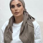 מטפחת מרובעת פשמינה חום